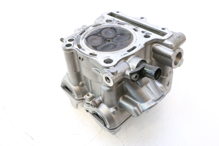 photo de TAMPA DE VÁLVULAS TRASEIRA SUZUKI SV S 650 (1999 - 2002) - Outro ângulo de visão