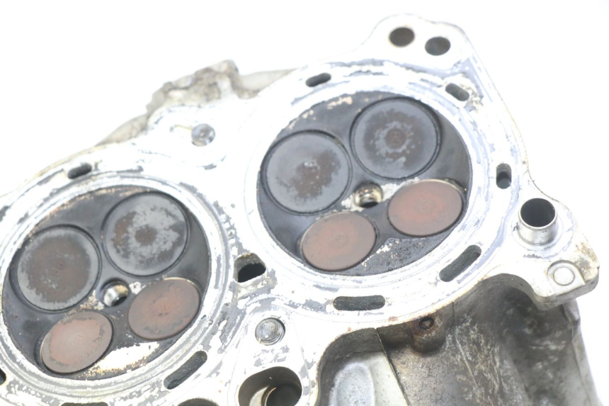 photo de TAMPA DE VÁLVULA TRASEIRA HONDA VFR FI RC46 800 (1998 - 2001) - Zoom do estado de desgaste