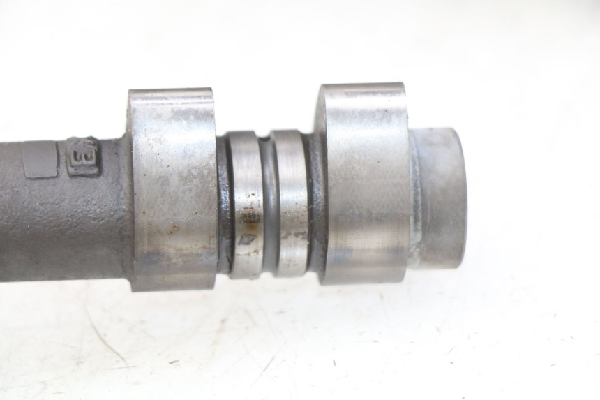 photo de TAMPA DE VÁLVULA TRASEIRA HONDA VFR FI RC46 800 (1998 - 2001) - Detalhe da peça