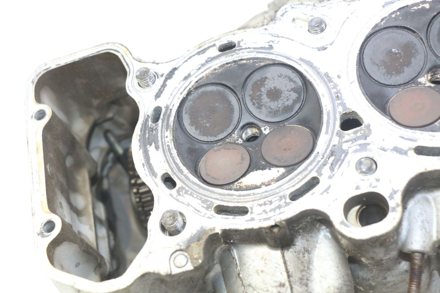photo de TAMPA DE VÁLVULA TRASEIRA HONDA VFR FI RC46 800 (1998 - 2001) - Outro ângulo de visão