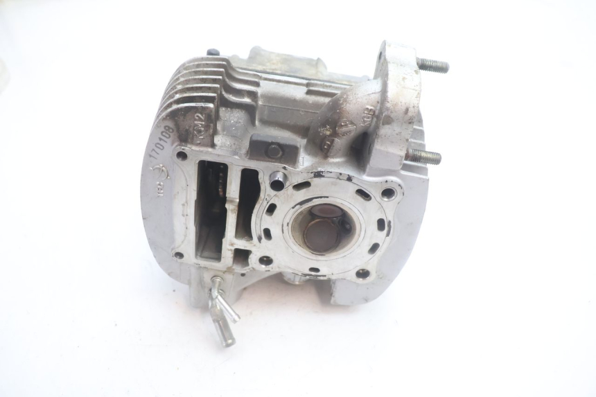 photo de CABEÇOTE TRASEIRO HONDA XLV VARADERO 125 (2007 - 2012) - Vista geral