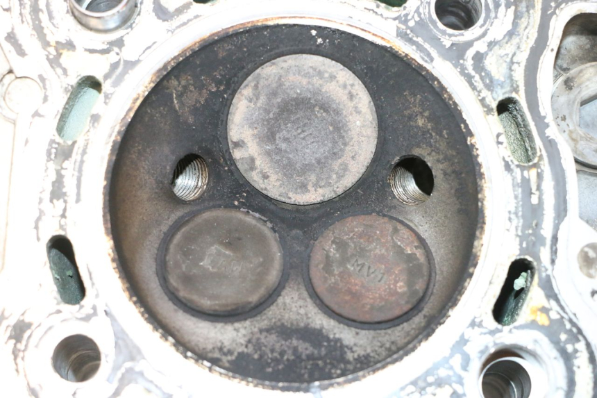 photo de CABEÇOTE TRASEIRO HONDA XRV AFRICA TWIN 750 (1990 - 1992) - Vista de perto