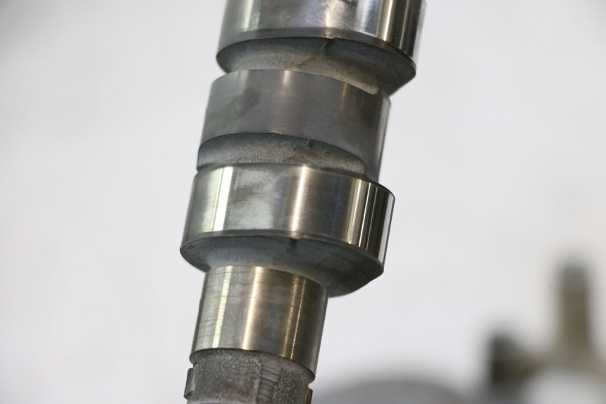 photo de CABEÇOTE TRASEIRO HONDA XRV AFRICA TWIN 750 (1990 - 1992) - Estrutura - ampliação