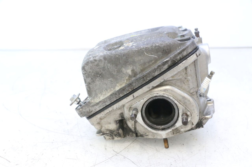 photo de CABEÇOTE DIANTEIRO GILERA GP 800 (2007 - 2013) - Detalhe da peça