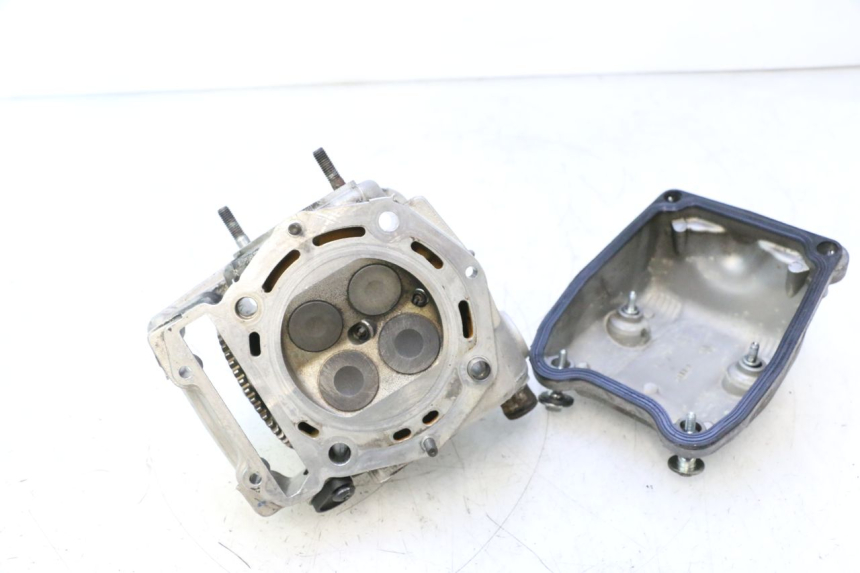 photo de CABEÇOTE DIANTEIRO GILERA GP 800 (2007 - 2013) - Detalhe da peça