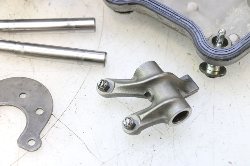 photo de CABEÇOTE DIANTEIRO GILERA GP 800 (2007 - 2013) - Ampliação técnica