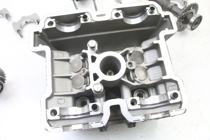 photo de CABEÇOTE DIANTEIRO HYOSUNG GTR 125 (2006 - 2008) - Peça verificada