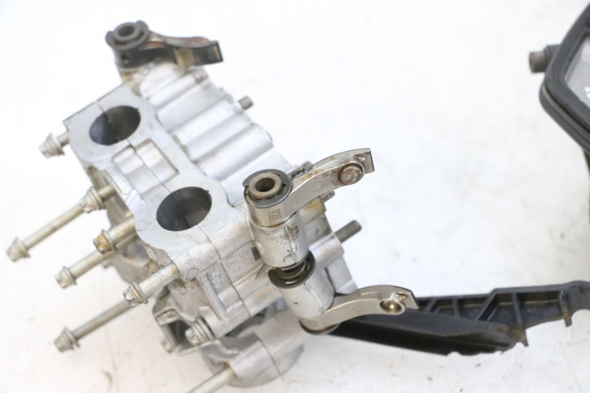 photo de CABEÇOTE DIANTEIRO BMW R RT ABS 1200 (2010 - 2014) - Zoom do estado de desgaste