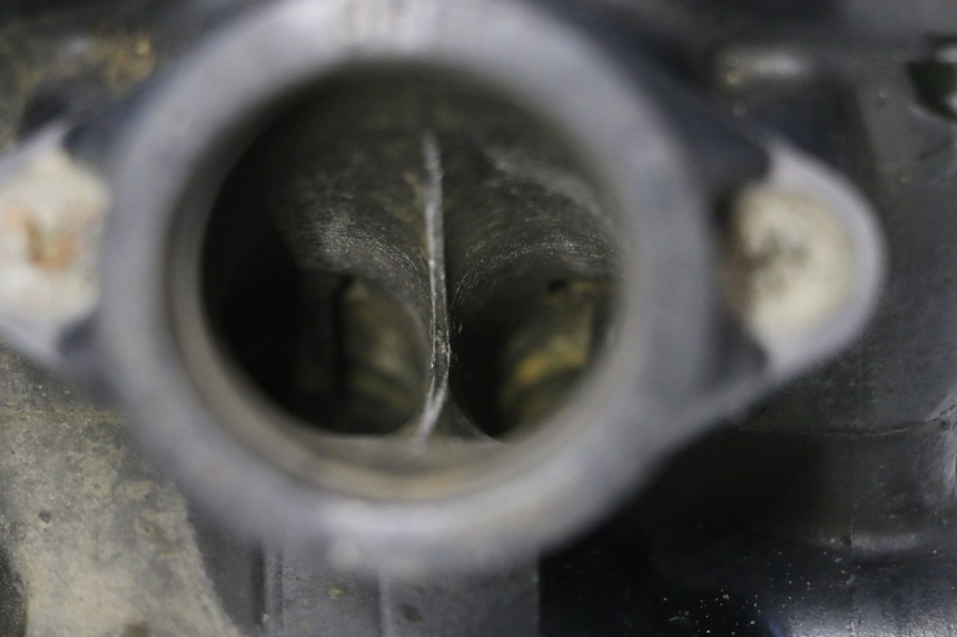 photo de CABEÇOTE DIANTEIRO SUZUKI SV N 650 (1999 - 2002) - Ampliação técnica