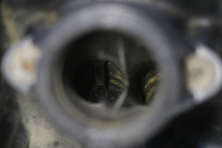 photo de CABEÇOTE DIANTEIRO SUZUKI SV N 650 (1999 - 2002) - Pontos de fixação