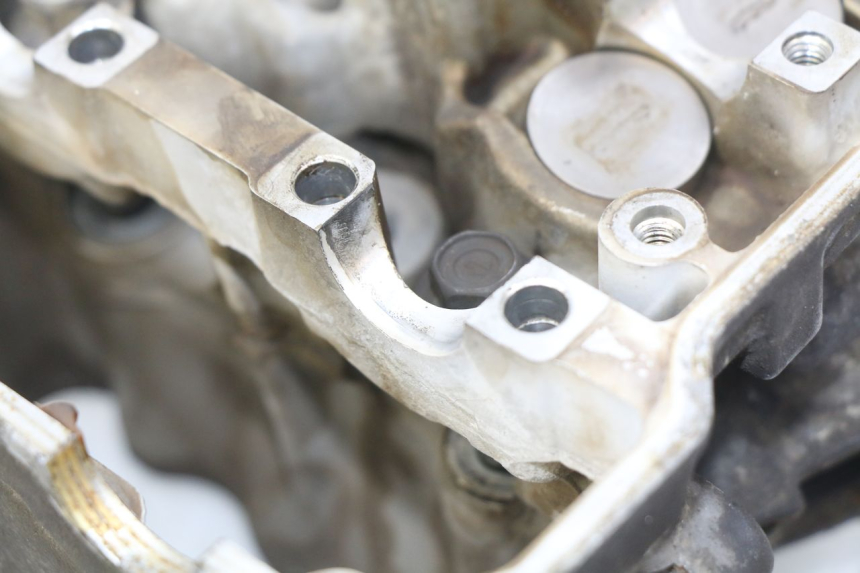 photo de CABEÇOTE DIANTEIRO HONDA VFR FI RC46 800 (1998 - 2001) - Vista de perto