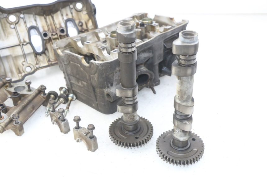 photo de CABEÇOTE DIANTEIRO HONDA VFR FI RC46 800 (1998 - 2001) - Peça verificada