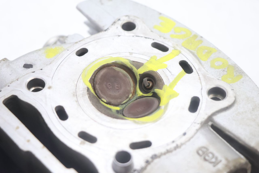 photo de CABEÇOTE DIANTEIRO HONDA XLV VARADERO 125 (2007 - 2012) - Pontos de fixação