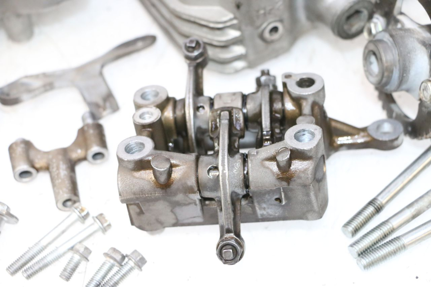 photo de CABEÇOTE DIANTEIRO HONDA XRV AFRICA TWIN 750 (1990 - 1992) - Ângulo alternativo