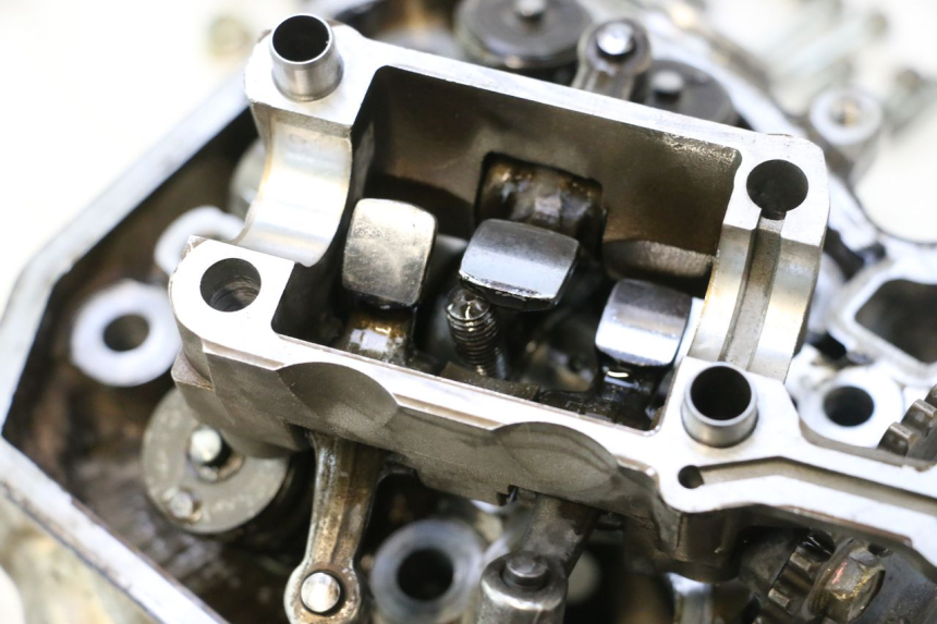 photo de CABEÇOTE DIANTEIRO HONDA XRV AFRICA TWIN 750 (1990 - 1992) - Peça verificada