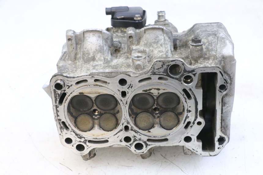 photo de CABEÇOTE SUZUKI BURGMAN 650 (2013 - 2020) - Outro ângulo de visão