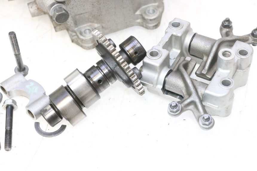 photo de CABEÇOTE SUZUKI BURGMAN 125 (2007 - 2014) - Ampliação dos componentes
