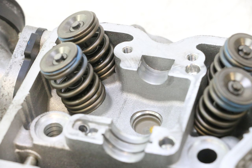 photo de CABEÇOTE SUZUKI BURGMAN 125 (2007 - 2014) - Marcações e referências