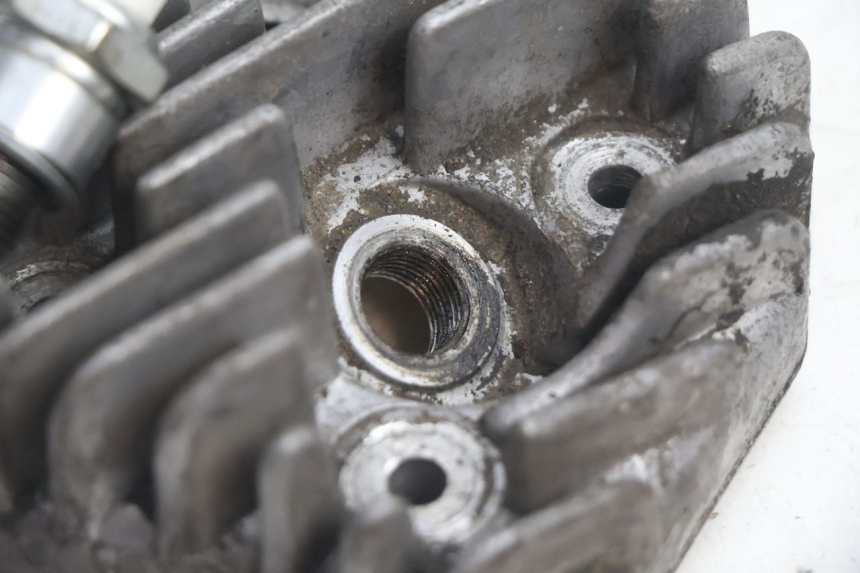 photo de CABEÇOTE PEUGEOT BUXY 50 (1993 - 1998) - Outro ângulo de visão