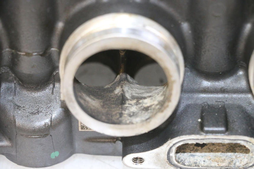 photo de CABEÇOTE HONDA CB R 1000 (2018 - 2023) - Ampliação dos componentes