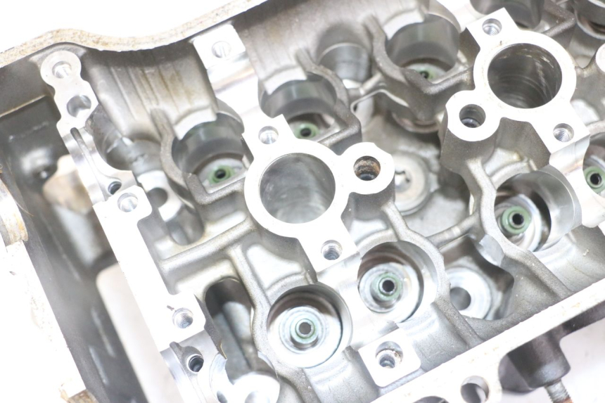 photo de CABEÇOTE HONDA CB R 1000 (2018 - 2023) - Ampliação dos componentes