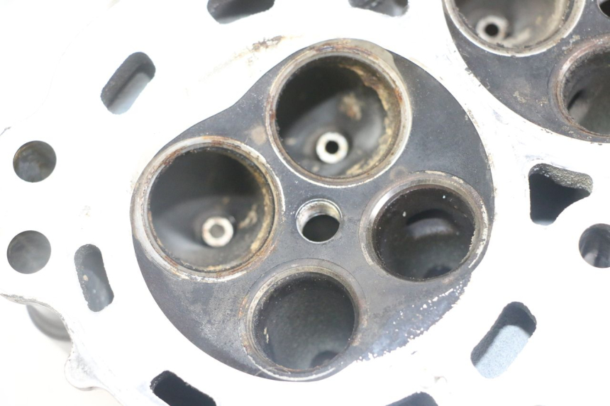 photo de CABEÇOTE HONDA CB R 1000 (2018 - 2023) - Estado da superfície