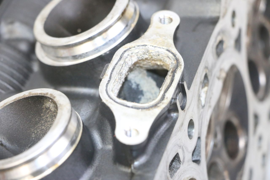 photo de CABEÇOTE HONDA CB R 1000 (2018 - 2023) - Peça verificada