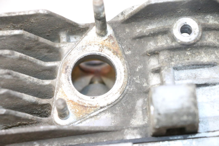 photo de CABEÇOTE HONDA CB TWO FIFTY 250 (1991 - 2002) - Vista de perto