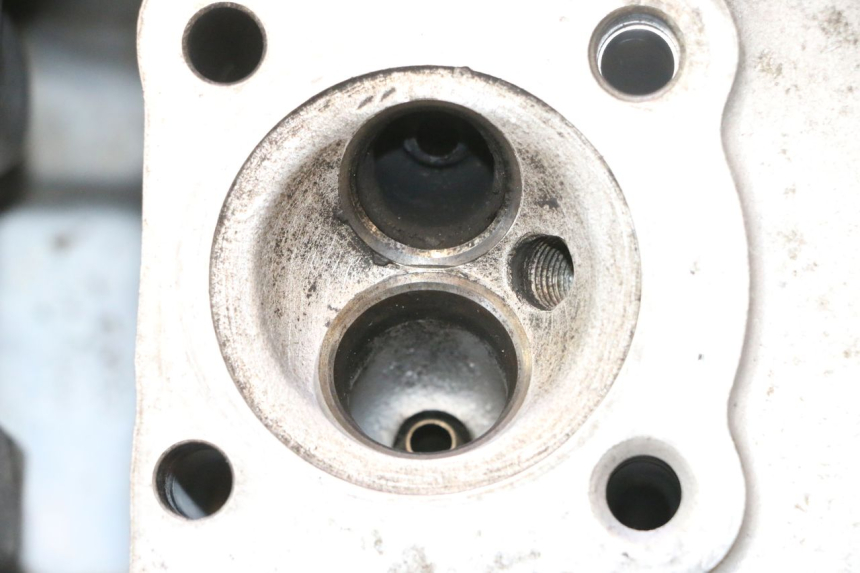 photo de CABEÇOTE HONDA CB TWO FIFTY 250 (1991 - 2002) - Ângulo alternativo