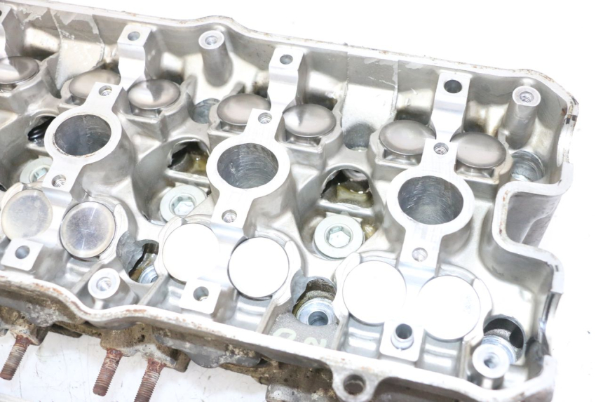photo de CABEÇOTE HONDA CBR RR FIREBLADE 900 (1992 - 1994) - Zoom de qualidade