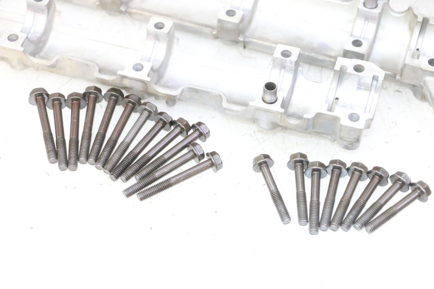 photo de CABEÇOTE HONDA CBR RR FIREBLADE 900 (1992 - 1994) - Zoom do estado de desgaste