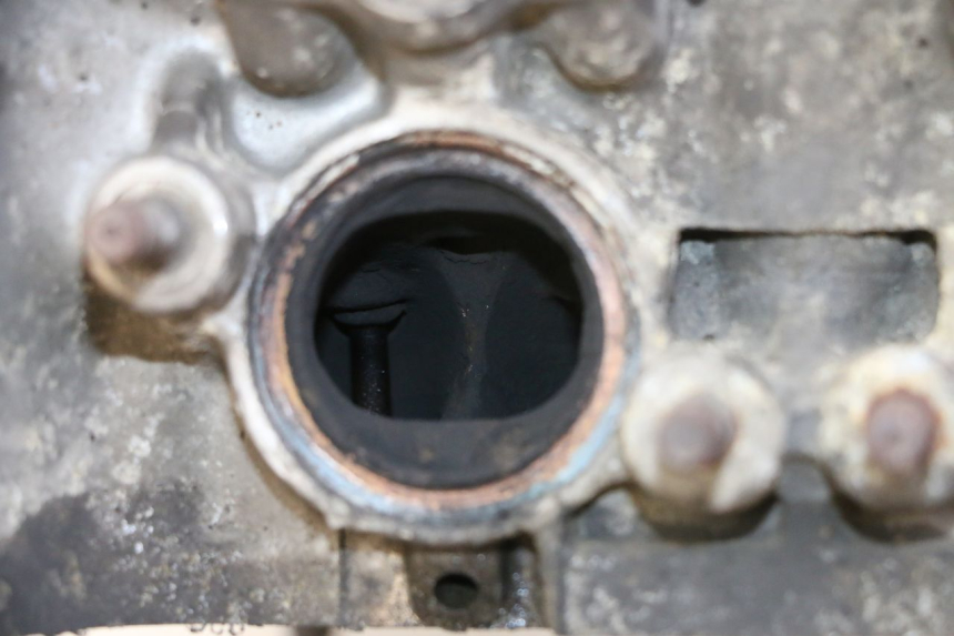 photo de CABEÇOTE HONDA CBR RR FIREBLADE 900 (1992 - 1994) - Pontos de fixação