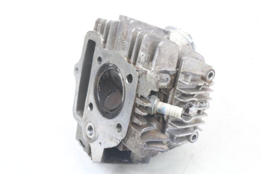 photo de CABEÇOTE LONCIN DIRT BIKE 125 - Pontos de fixação