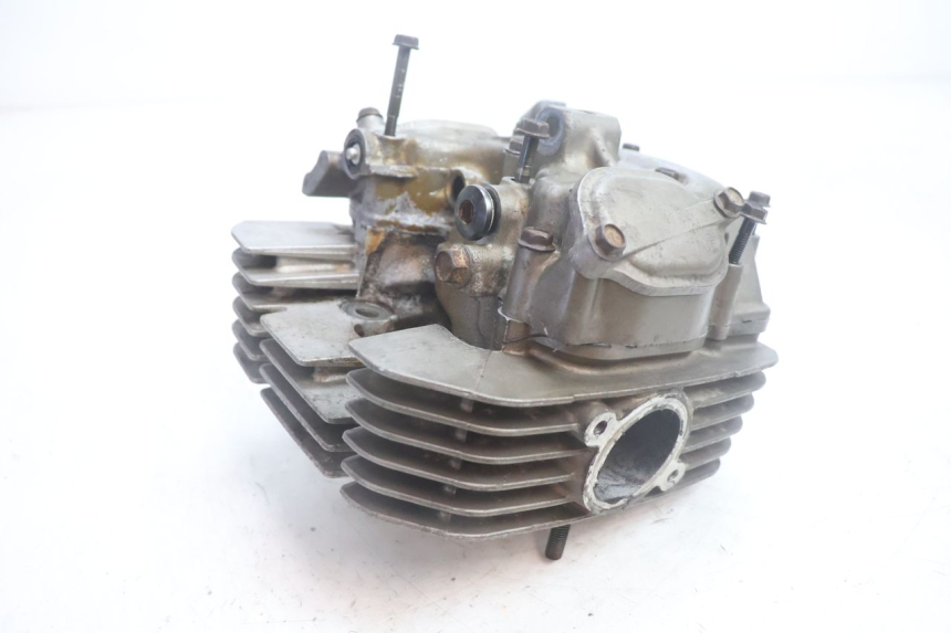 photo de CABEÇOTE SUZUKI DR S 600 (1985 - 1989) - Vista de perto