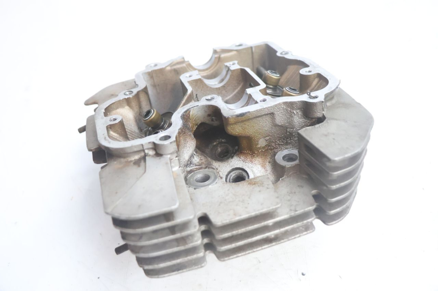 photo de CABEÇOTE SUZUKI DR S 600 (1985 - 1989) - Ampliação técnica
