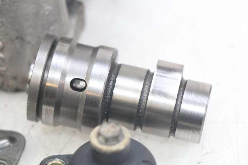 photo de CABEÇOTE PEUGEOT ELYSEO 125 (1999 - 2004) - Zoom do estado de desgaste