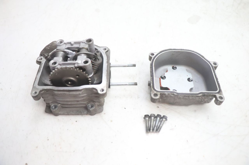 photo de CABEÇOTE JM MOTORS EVOLIS 4T 50 (2018 - 2022) - Ampliação dos componentes