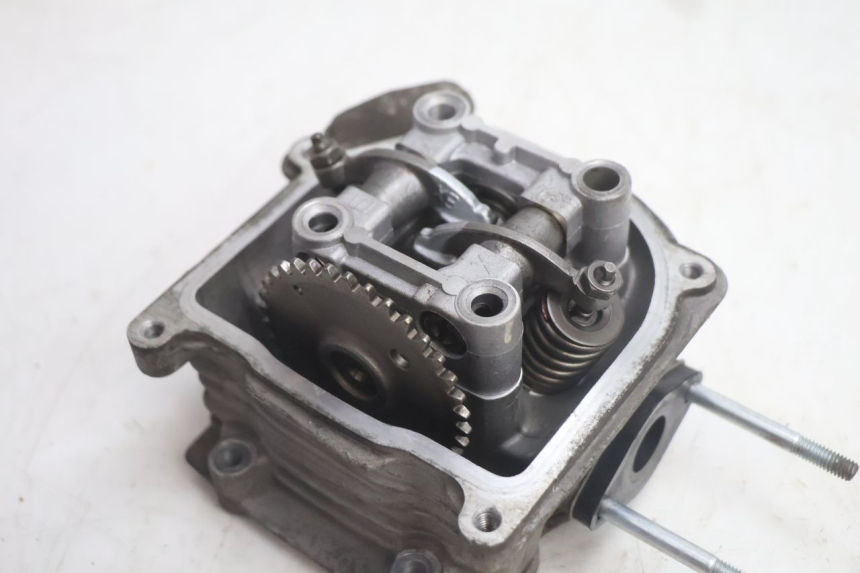 photo de CABEÇOTE JM MOTORS EVOLIS 4T 50 (2018 - 2022) - Vista de perto