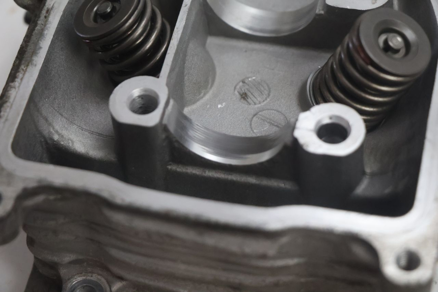 photo de CABEÇOTE JM MOTORS EVOLIS 4T 50 (2018 - 2022) - Zoom do estado de desgaste