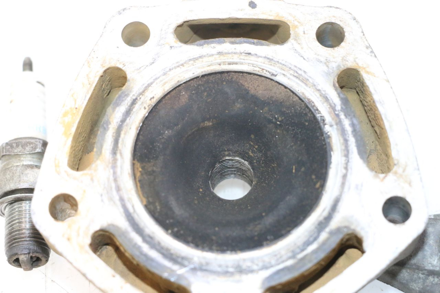 photo de CABEÇOTE HONDA FES PANTHEON 2T 125 (1998 - 2002) - Zoom do estado de desgaste
