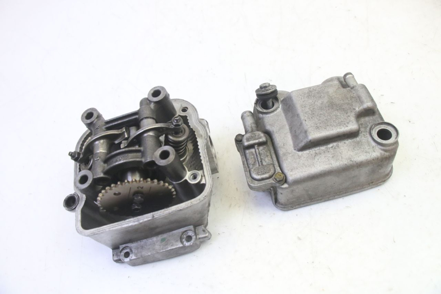 photo de CABEÇOTE HONDA FES S-WING SWING ABS 125 (2007 - 2015) - Pontos de fixação