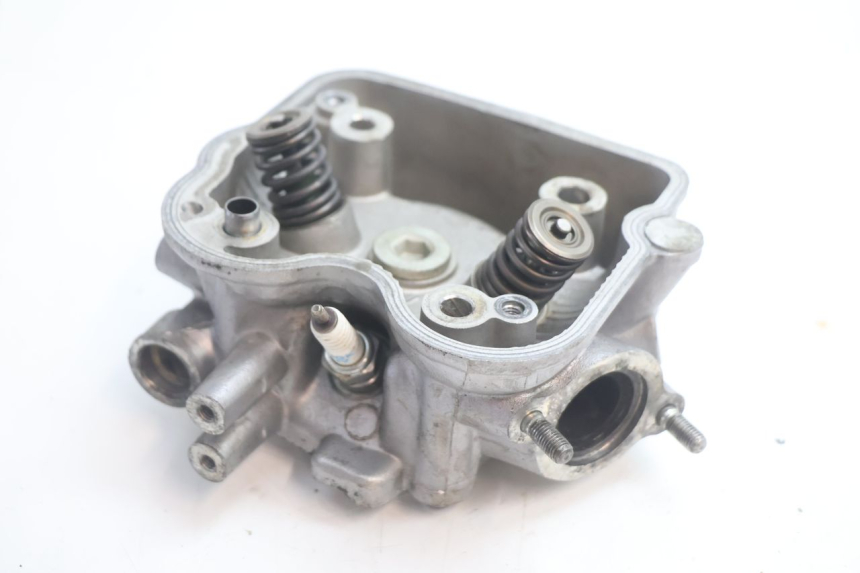 photo de CABEÇOTE HONDA FES S-WING SWING ABS 125 (2007 - 2015) - Vista do produto