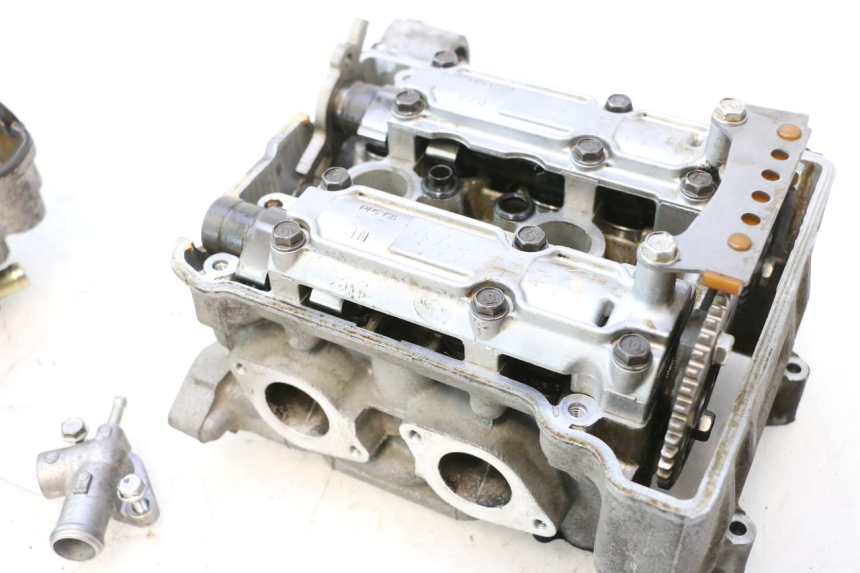 photo de CABEÇOTE HONDA FJS SILVER WING SILVERWING 400 (2005 - 2008) - Ângulo alternativo