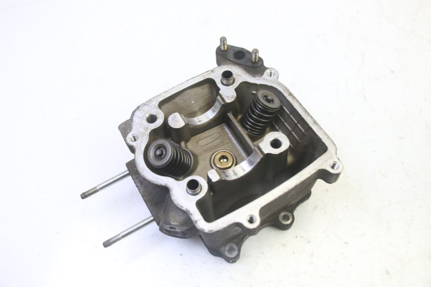 photo de CABEÇOTE KYMCO GRAND DINK 125 (2008 - 2014) - Detalhes característicos