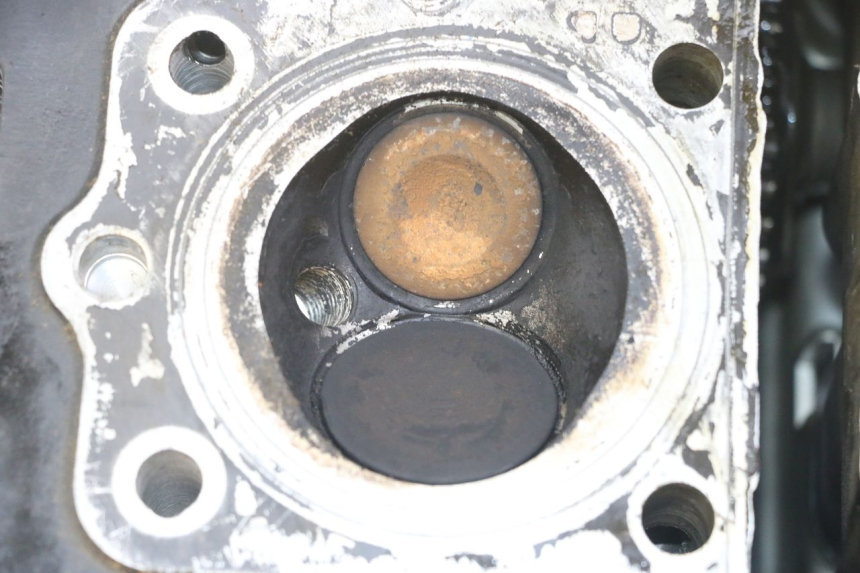 photo de CABEÇOTE SUZUKI GS GSE 500 (2001 - 2003) - Vista de perto