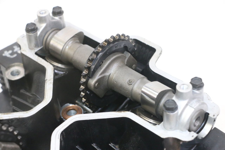 photo de CABEÇOTE SUZUKI GS GSE 500 (2001 - 2003) - Outro ângulo de visão