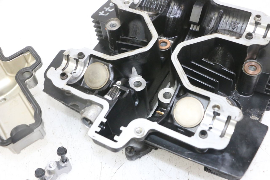 photo de CABEÇOTE SUZUKI GS GSE 500 (2001 - 2003) - Detalhes característicos