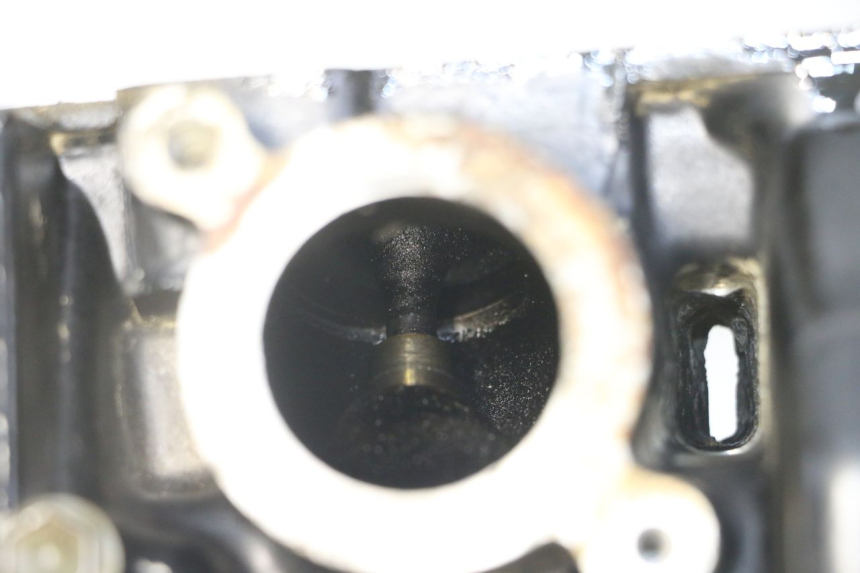 photo de CABEÇOTE SUZUKI GS GSE 500 (2001 - 2003) - Pontos de fixação