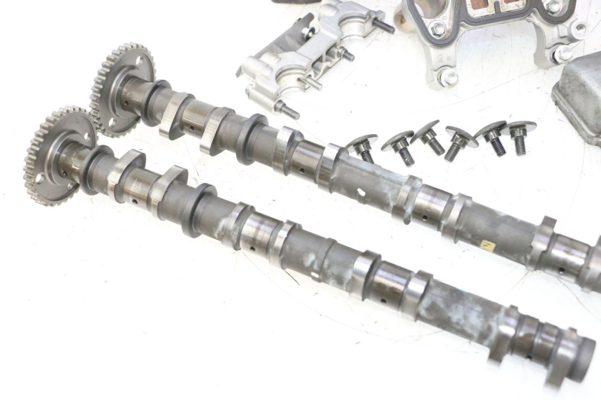 photo de CABEÇOTE SUZUKI GSR 600 (2005 - 2012) - Peça verificada