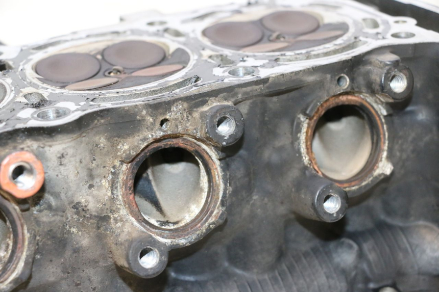 photo de CABEÇOTE SUZUKI GSR 600 (2005 - 2012) - Outro ângulo de visão